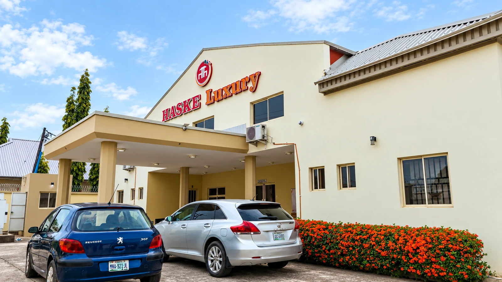 HASKE Hotel Luxury façade beside the event wing